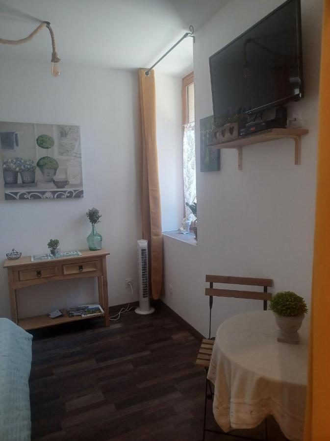 Chambre D'Hote Au Jardin Le Clos Des Vins D'Anges Saint-Pierre-des-Champs Esterno foto